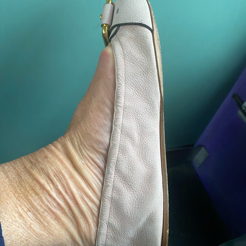 Burberry Women's LEATHER Taupe Buckle Flats! Gorgeous! - Picture 5 of 9